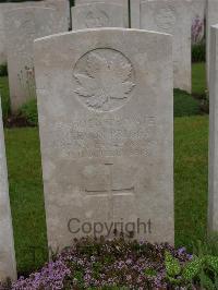 Etaples Military Cemetery - Briggs, Harmon